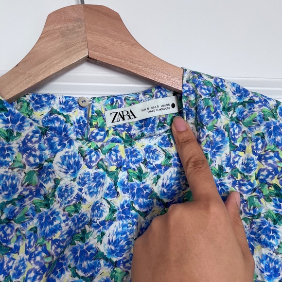 ZARA Floral top size S - Picture 3 of 3